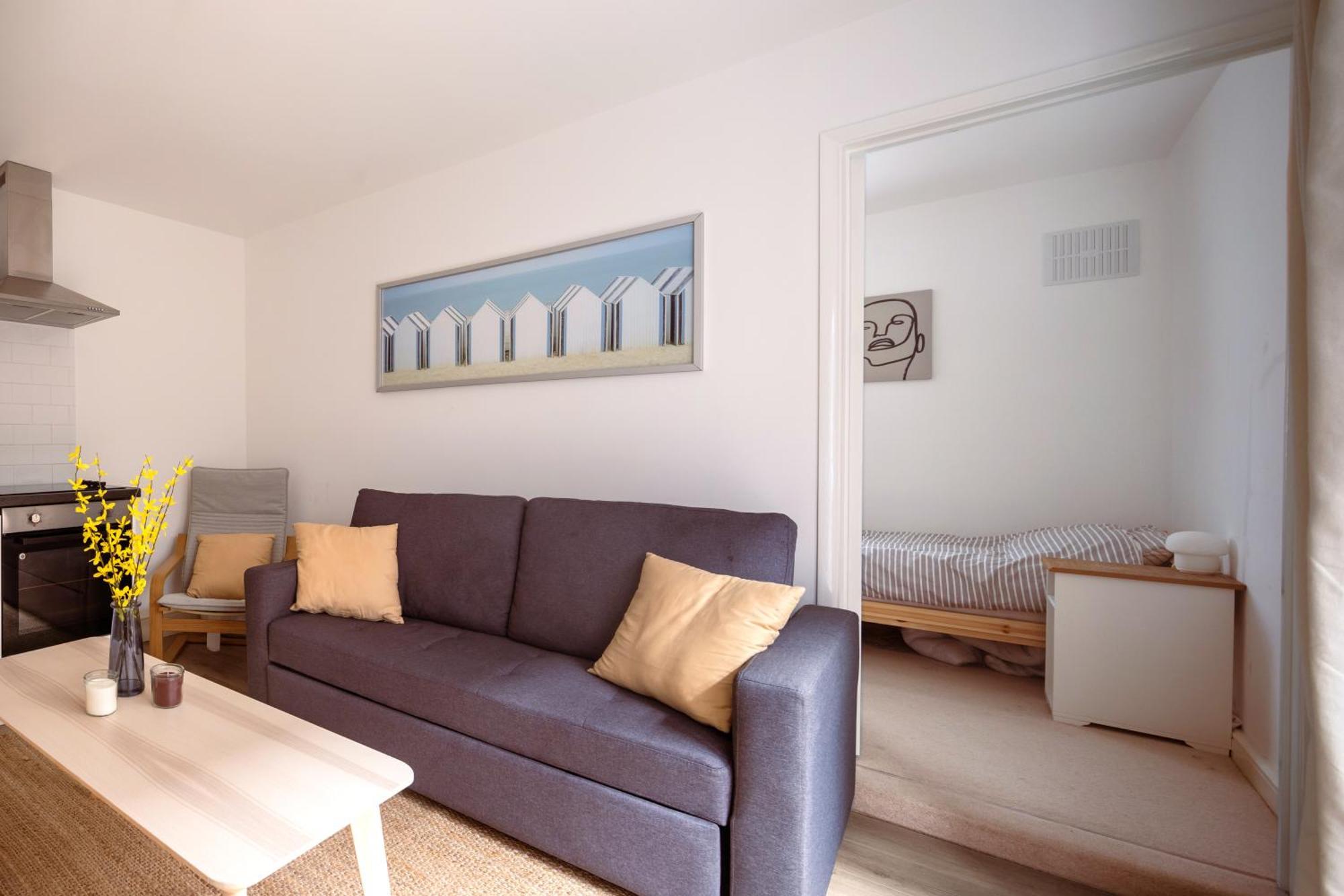 Guildford Town Centre With Parking Apartment Ngoại thất bức ảnh
